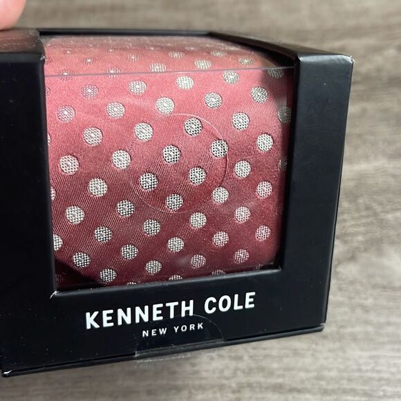 Kenneth Cole New York Slim Dotted Silk Tie-coral-one Size - Picture 2 of 3